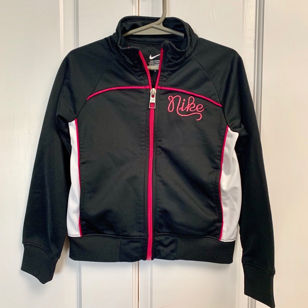 Nike track